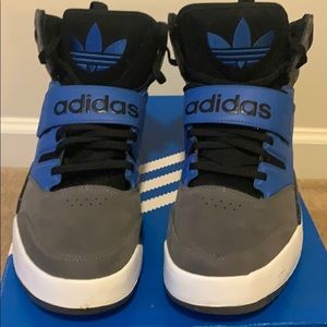 Adidas Hackmore size 11